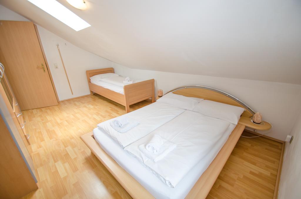 Appartementhaus Zell City By All In One Apartments Целль-ам-Зе Экстерьер фото