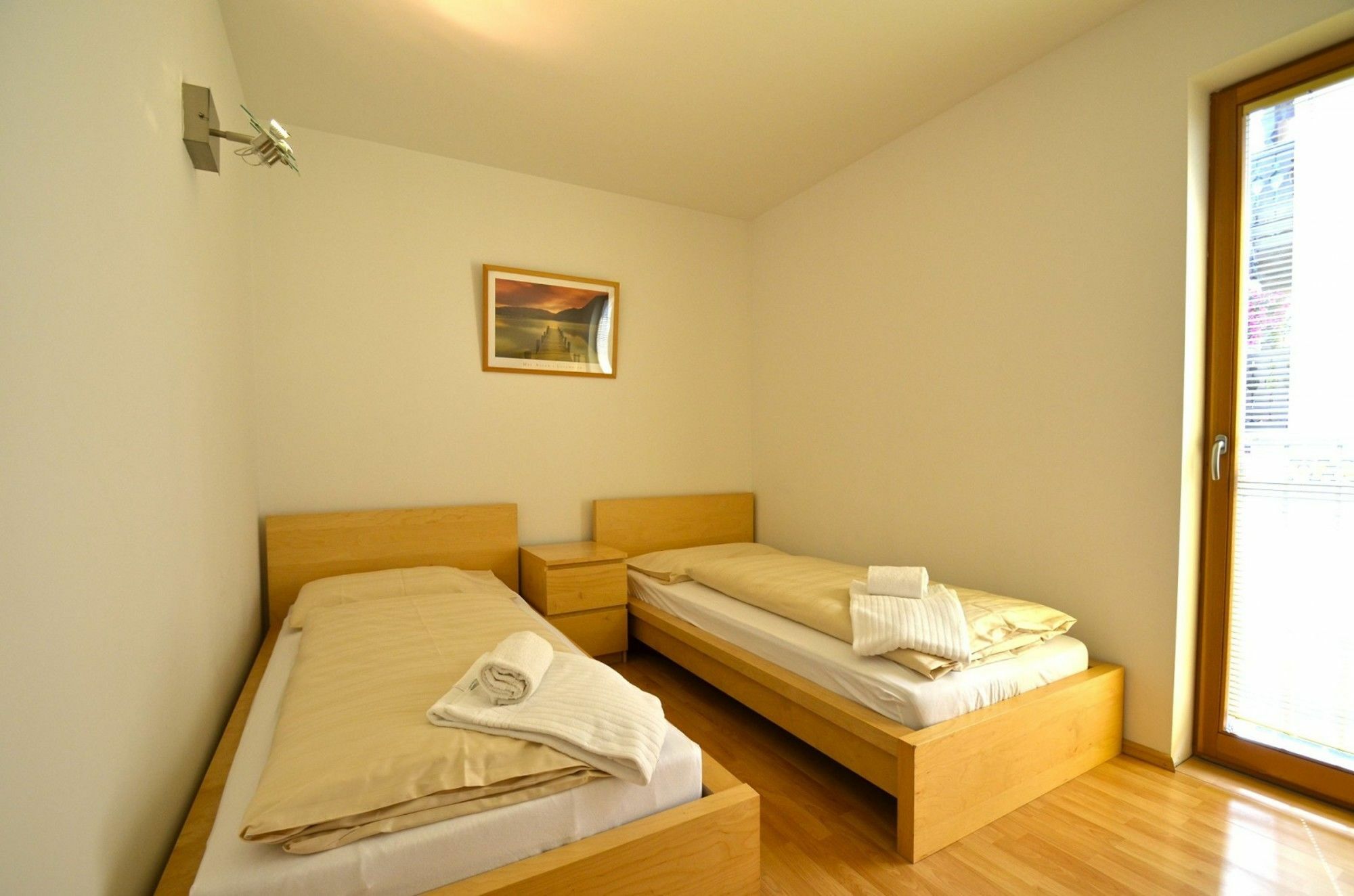 Appartementhaus Zell City By All In One Apartments Целль-ам-Зе Экстерьер фото
